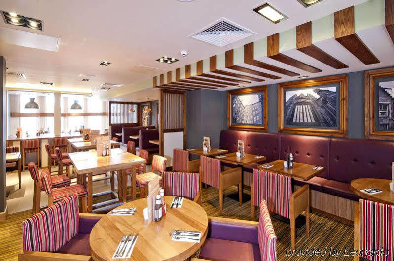 Premier Inn Edinburgh Princes Street מראה חיצוני תמונה